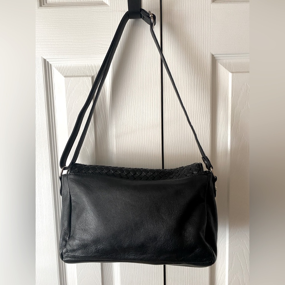 ELLIOTT LUCCA Black Pebbled Woven Leather Shoulder‎ Bag - Picture 2 of 12